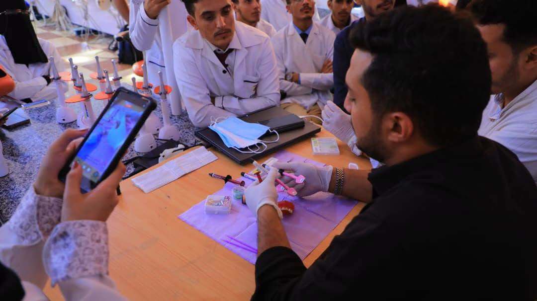 جامعة الناصر تختتم ملتقى الناصر العلمي لطب الأسنان وتؤكد مواصلة الاستثمار في إعداد أطباء المستقبل