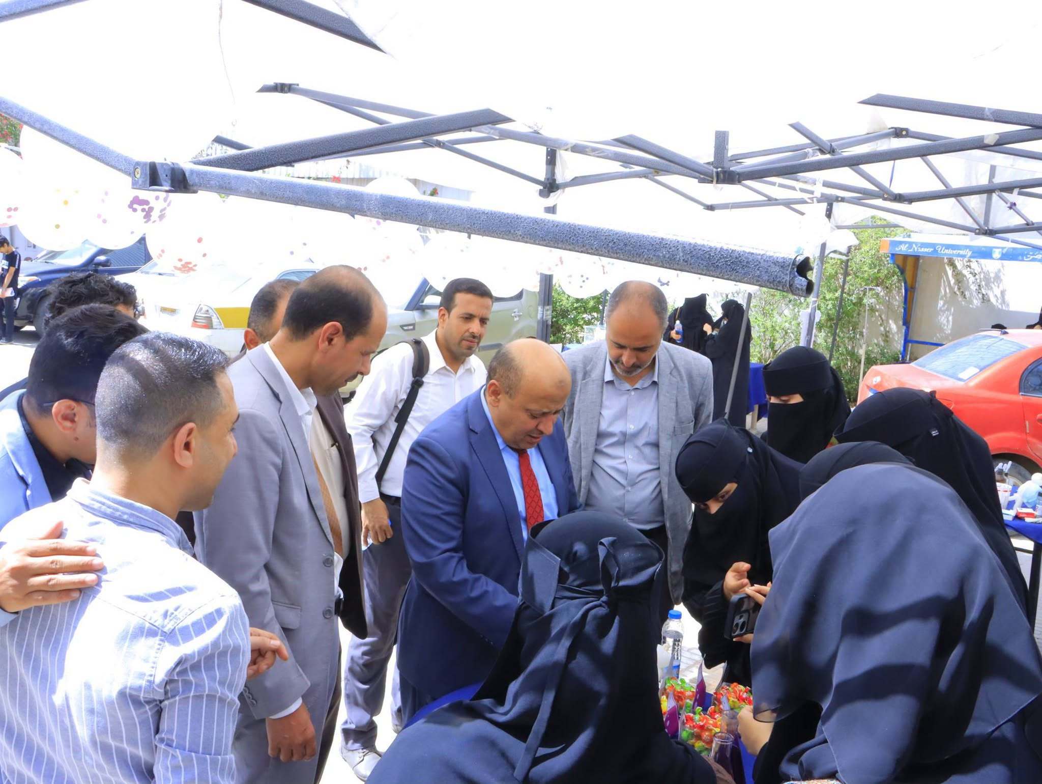 جامعة الناصر تفتتح الأسبوع العلمي للمختبرات الطبية تحت شعار «دقة التشخيص تصنع الفارق»، مع تجارب مخبرية وأنشطة تطبيقية وبحثية.