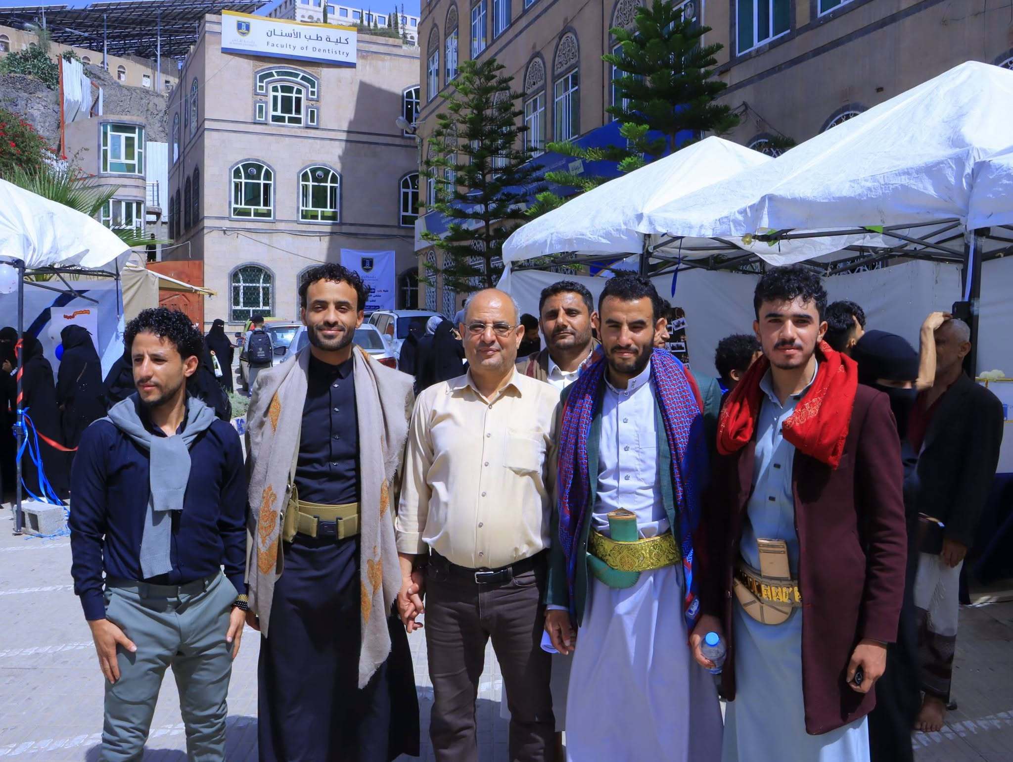 جامعة الناصر تفتتح الأسبوع العلمي للمختبرات الطبية تحت شعار «دقة التشخيص تصنع الفارق»، مع تجارب مخبرية وأنشطة تطبيقية وبحثية.
