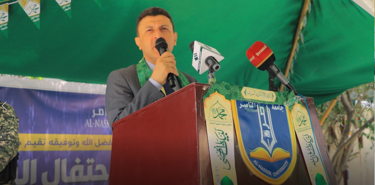 نائب وزير التربية والتعليم والبحث العلمي الدكتور حاتم الدعيس خلال فعالية المولد النبوي بجامعة الناصر.