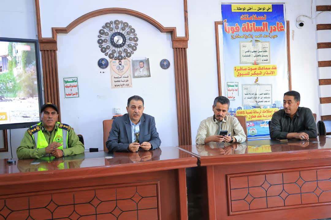 طلبة تقنية المعلومات بجامعة الناصر في زيارة ميدانية إلى الدفاع المدني