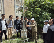 طلاب قسم الهندسة المدنية بجامعة الناصر خلال زيارة ميدانية إلى الهيئة العامة للطيران المدني والأرصاد