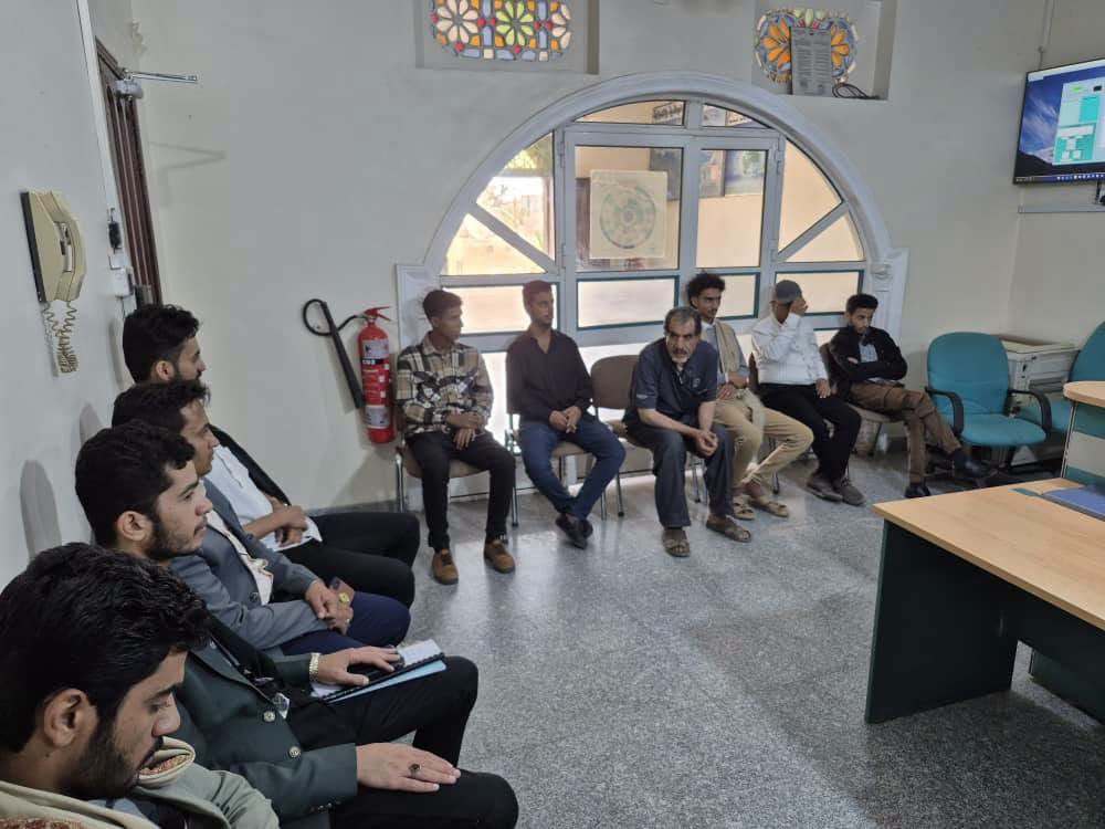 طلاب قسم الهندسة المدنية بجامعة الناصر خلال زيارة ميدانية إلى الهيئة العامة للطيران المدني والأرصاد