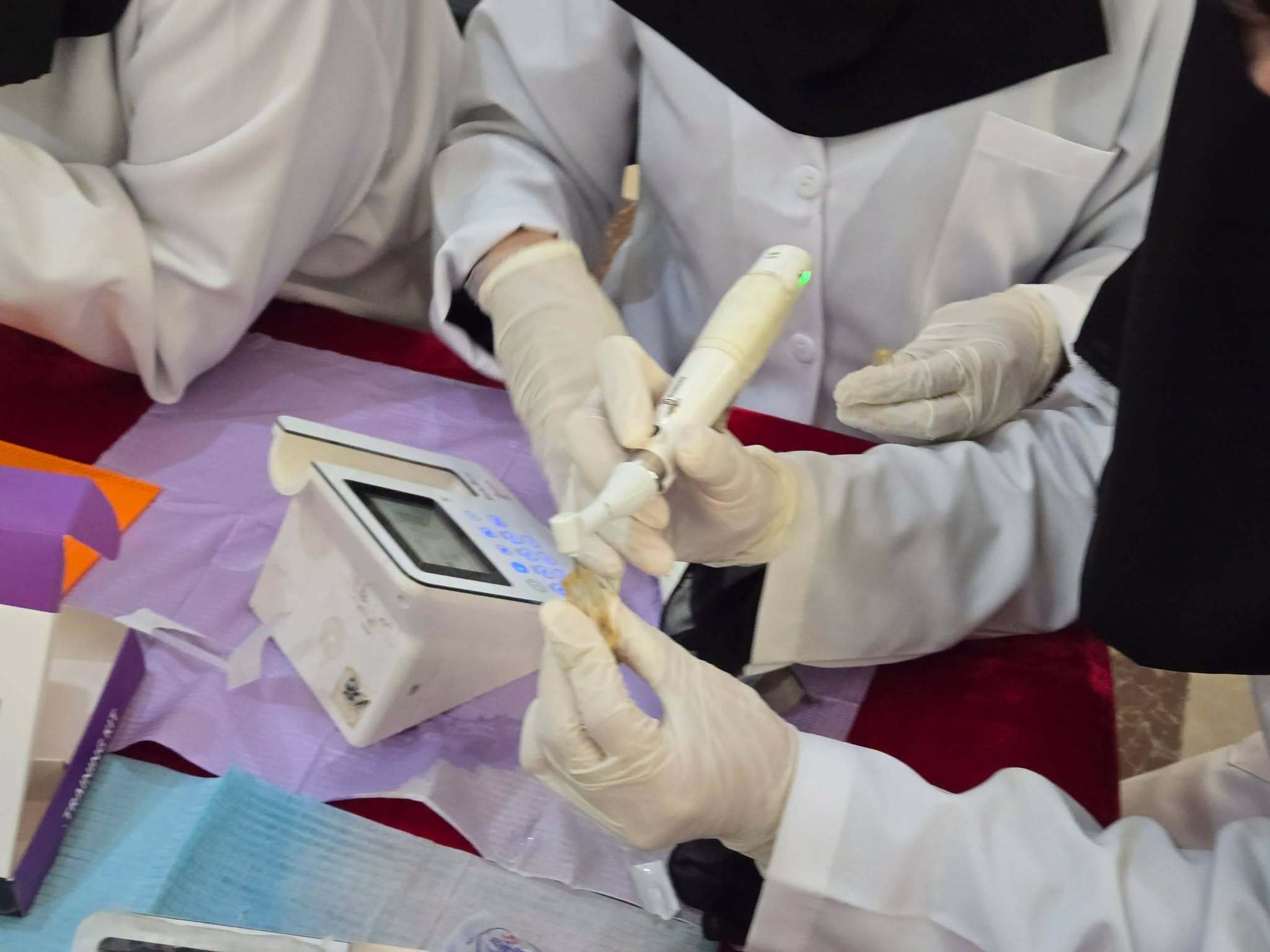الجانب العملي من دورة Modern Rotary Endodontics في كلية طب الأسنان بجامعة الناصر