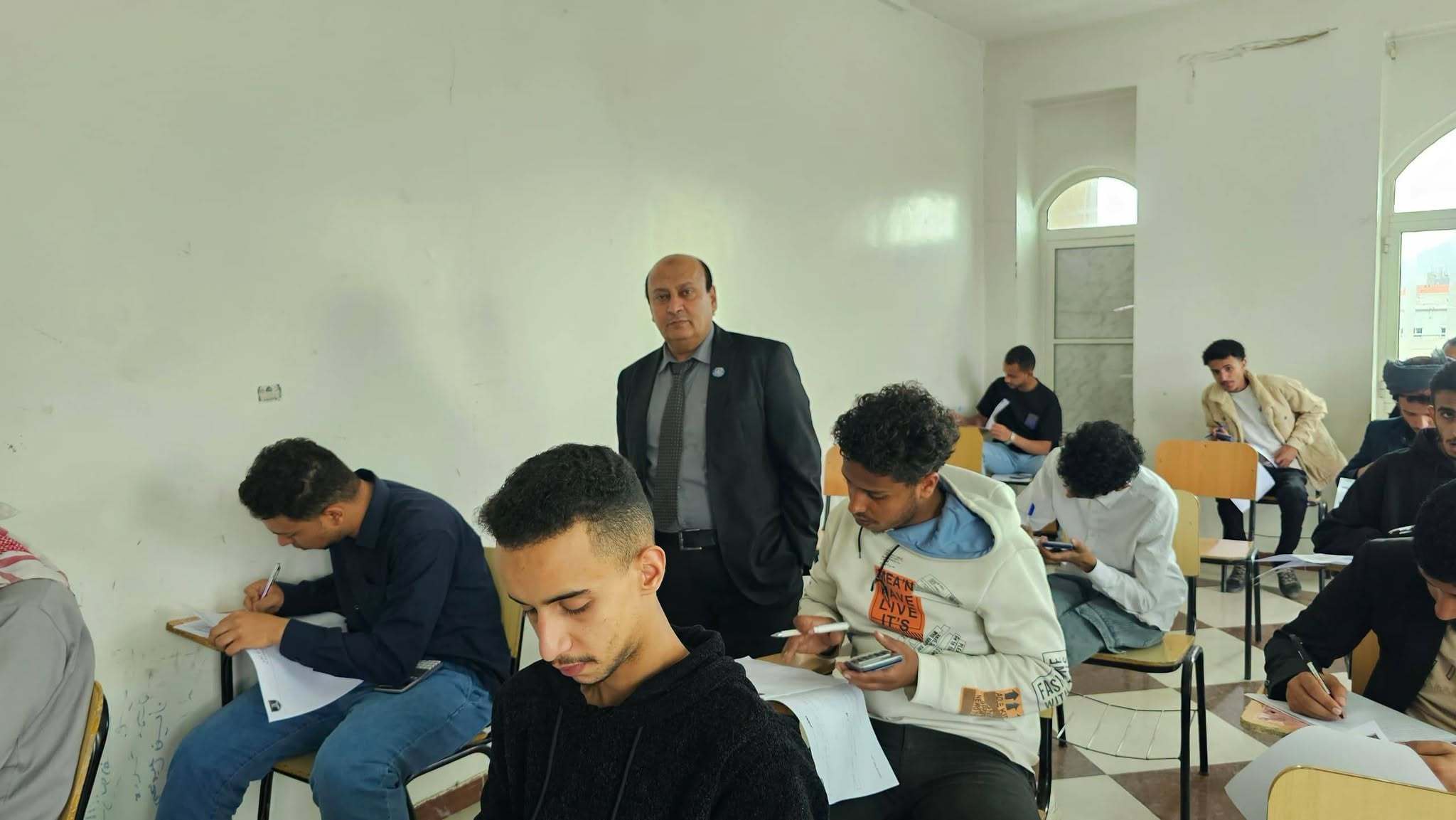 تدشين الاختبارات النهائية في جامعة الناصر للعام الجامعي 1448هـ